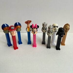 Lot of 10 Vintage PEZ Dispensers